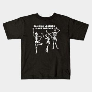 Halloween party dancing skeleton Kids T-Shirt